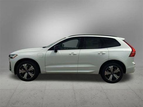 Used 2025 Volvo XC60 T8 Core w/ Protection Package Premier image 3