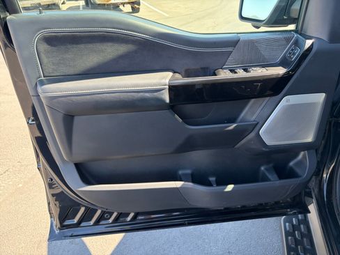 Used 2023 Ford F150 Lightning Platinum AWD/4WD image 20