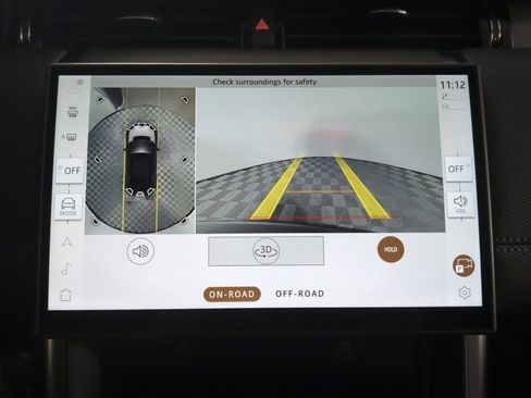 Certified 2025 Land Rover Discovery Sport Dynamic SE image 25