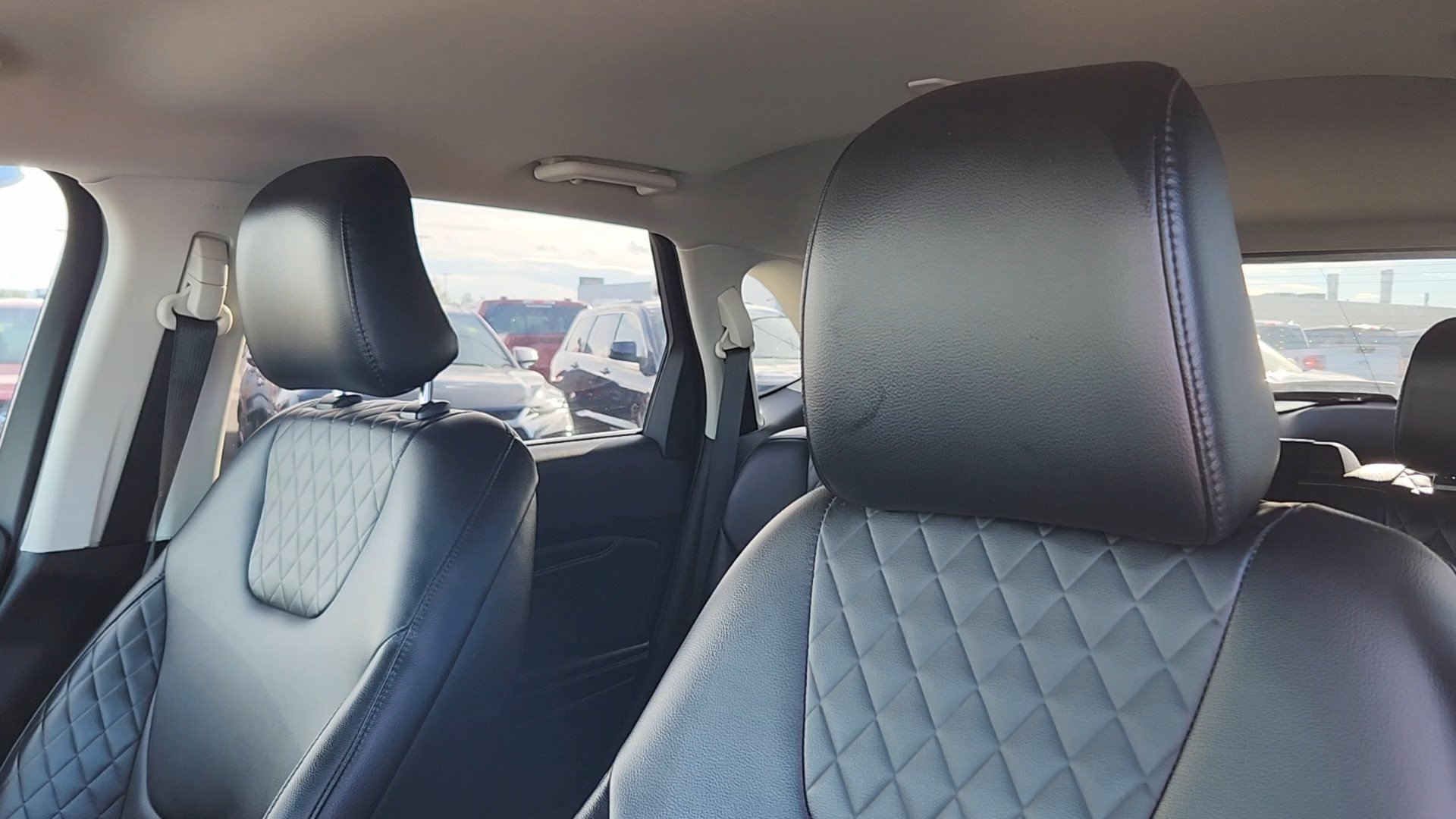 Used 2023 Ford Edge Titanium AWD/4WD image 10