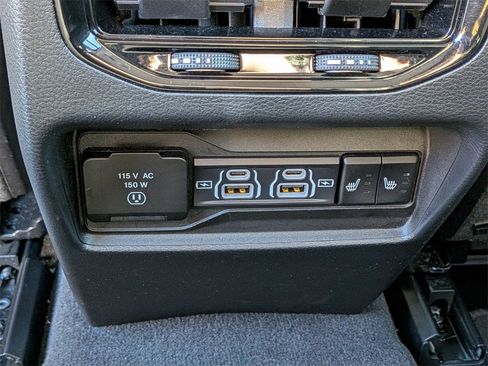 Certified 2023 Jeep Grand Cherokee Limited w/ Black Appearance Package image 22