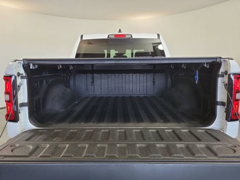 Used 2025 RAM 1500 Big Horn AWD/4WD image 25