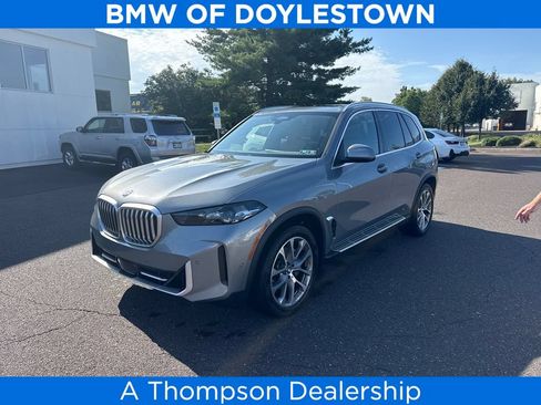 Certified 2024 BMW X5 xDrive40i w/ Parking Assistance Package AWD/4WD image 1
