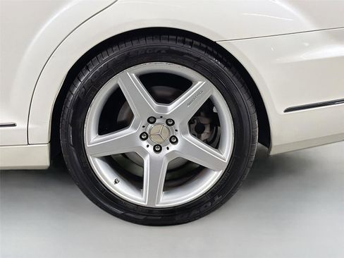Used 2012 Mercedes-Benz S 550 4MATIC image 29