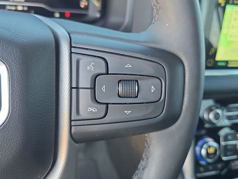 Used 2024 GMC Yukon Denali image 24