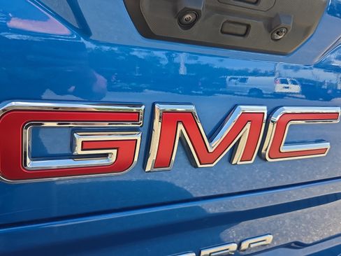 Certified 2024 GMC Sierra 1500 AT4 w/ Technology Package AWD/4WD image 16