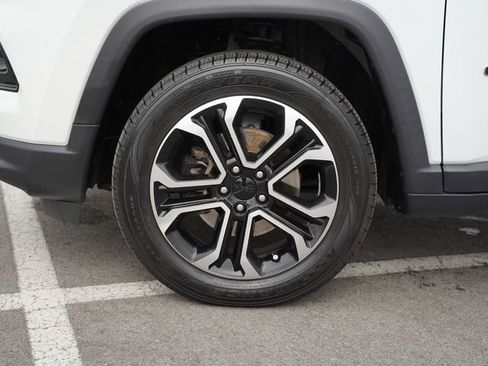 Used 2022 Jeep Compass Limited AWD/4WD image 11