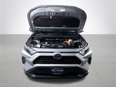 Used 2022 Toyota RAV4 XLE image 22