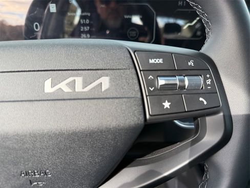 New 2025 Kia K4 EX image 26