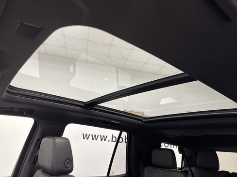 Used 2021 Chevrolet Tahoe Z71 image 24