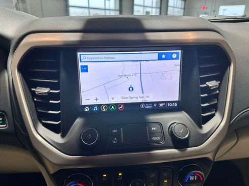 Used 2021 GMC Acadia Denali image 9