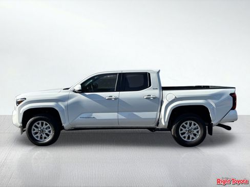 Certified 2024 Toyota Tacoma SR5 RWD image 4