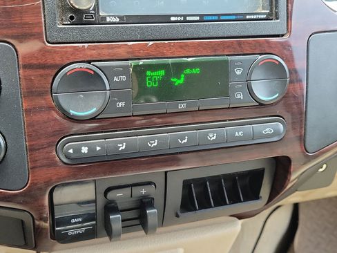 Used 2008 Ford F250 Lariat AWD/4WD image 23