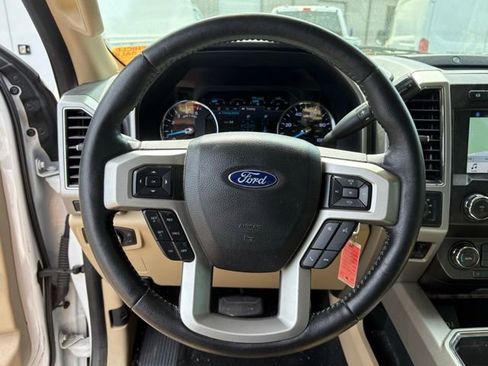 Used 2019 Ford F250 Lariat w/ Chrome Package image 10