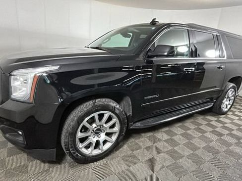 Used 2020 GMC Yukon XL Denali w/ Open Road Package AWD/4WD image 6
