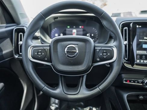 Used 2024 Volvo XC40 B5 Plus w/ Climate Package AWD/4WD image 25