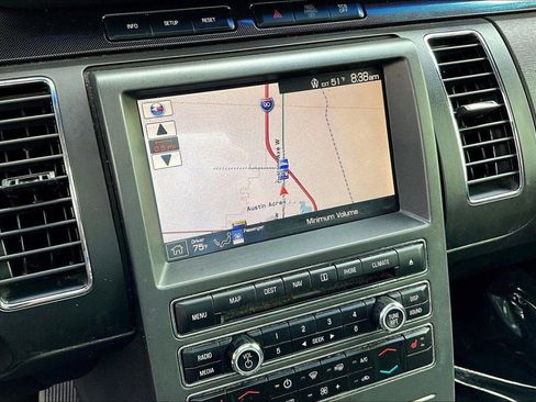 Used 2011 Ford Flex Titanium image 9