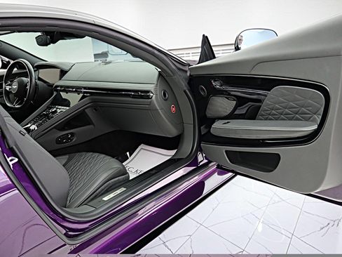Used 2024 Aston Martin DB12 Coupe RWD image 34