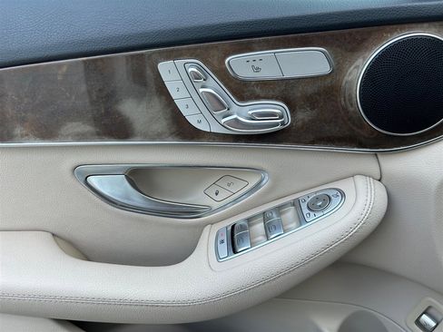 Used 2017 Mercedes-Benz C 300 4MATIC Sedan w/ Premium 1 Package image 16