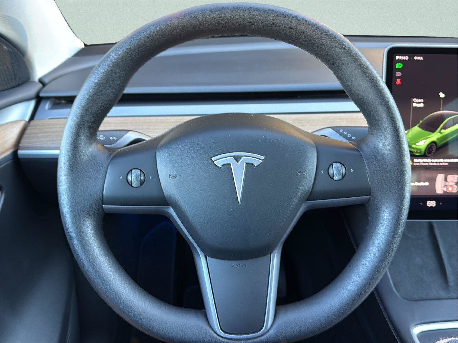 Used 2024 Tesla Model Y Long Range AWD/4WD image 9