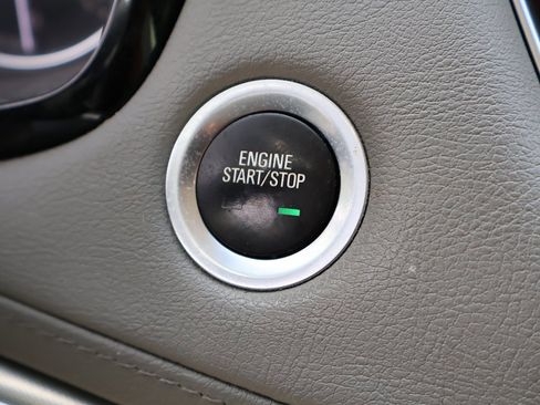 Used 2021 Cadillac XT5 Premium Luxury image 44