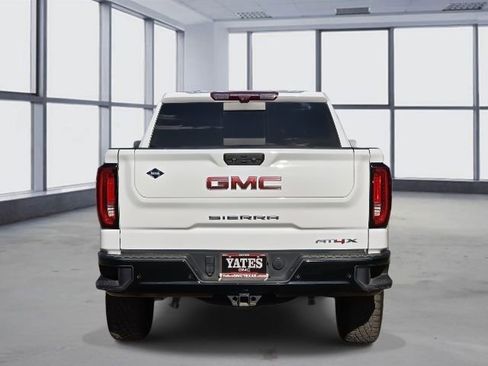Used 2023 GMC Sierra 1500 AT4X image 5