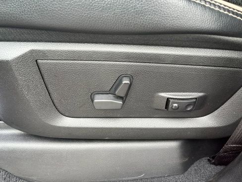 Used 2023 RAM 3500 Laramie image 43