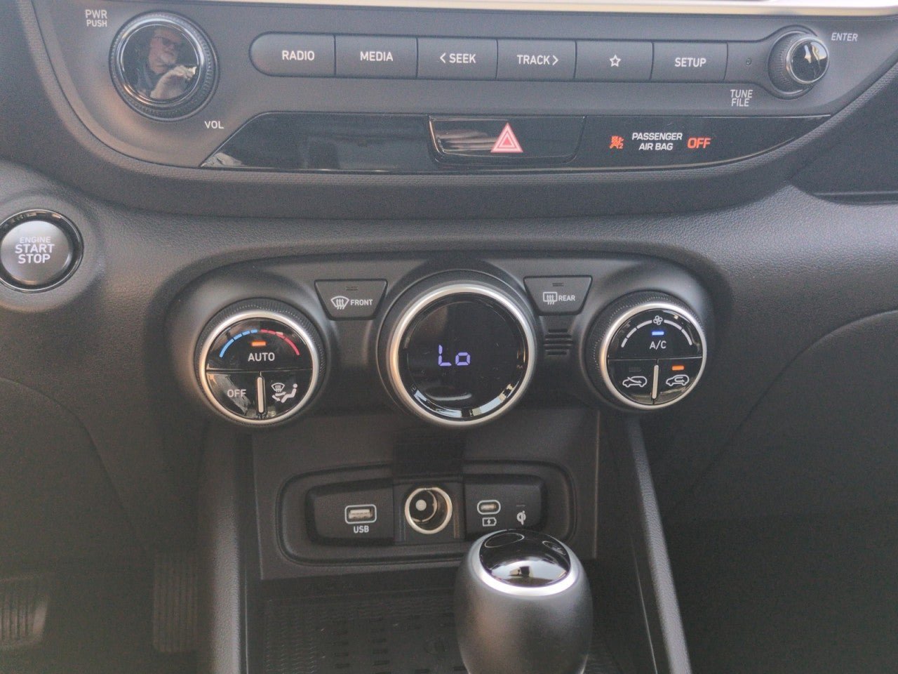 New 2026 Hyundai Venue SEL FWD image 21