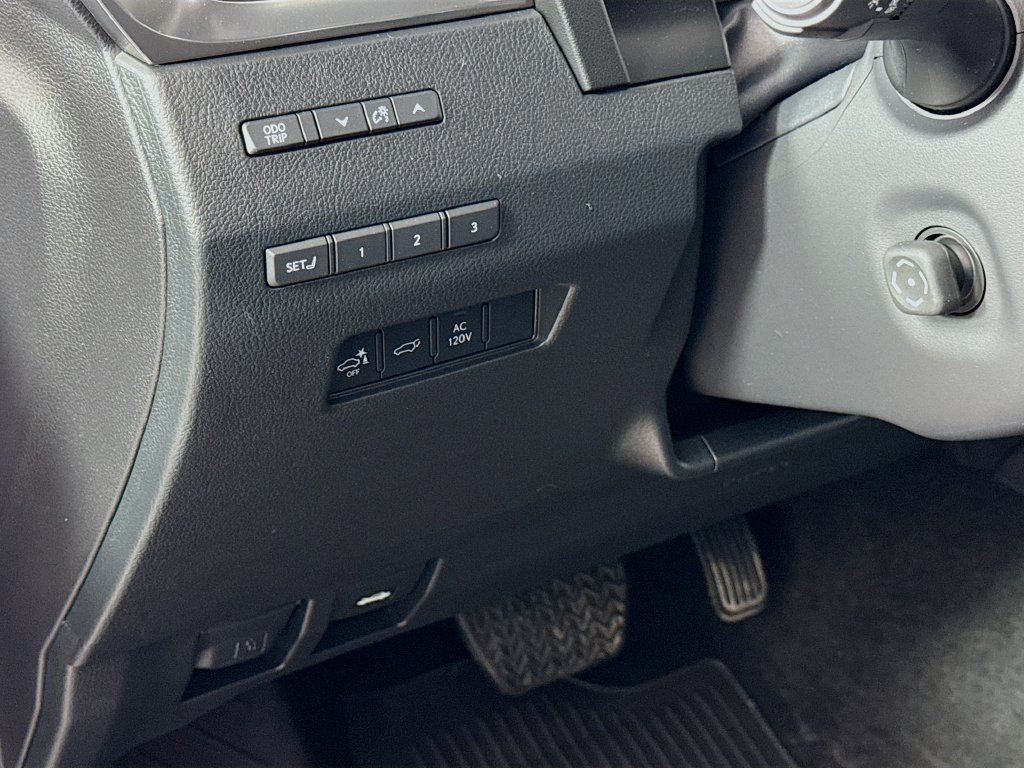 Used 2024 Lexus GX 550 w/ Accessory Package (2T) AWD/4WD image 10