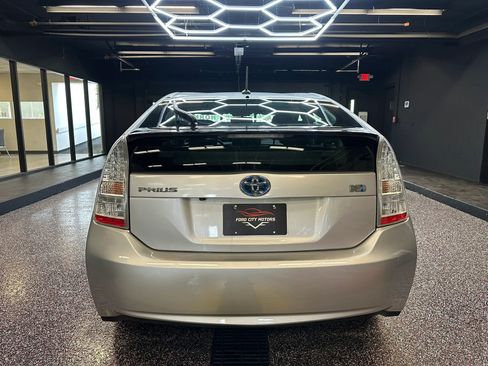 Used 2010 Toyota Prius Five FWD image 6