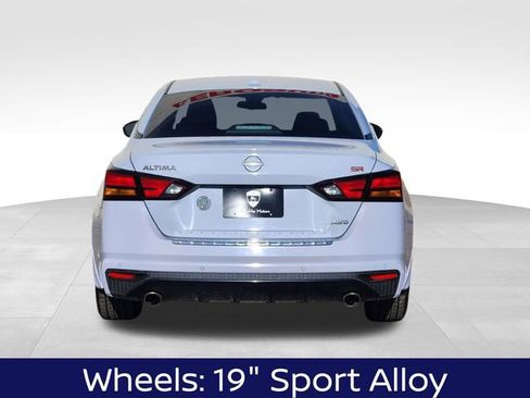 Used 2023 Nissan Altima 2.5 SR image 9