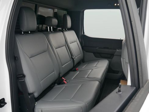 New 2026 Ford F550 4x4 Crew Cab image 50