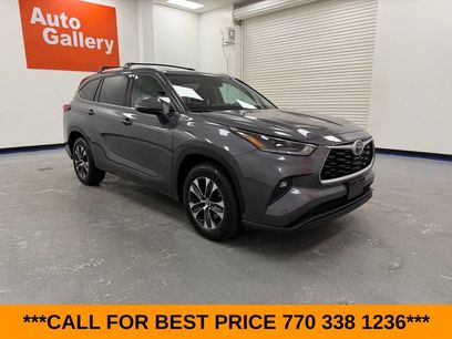 Used 2021 Toyota Highlander XLE