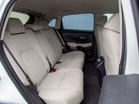 Certified 2024 Honda HR-V LX image 13