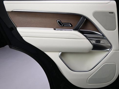 Used 2023 Land Rover Range Rover SE image 50