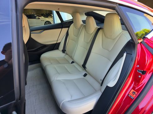 Used 2018 Tesla Model S 75D AWD/4WD image 29