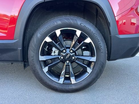 Used 2025 Chevrolet Equinox RS image 10