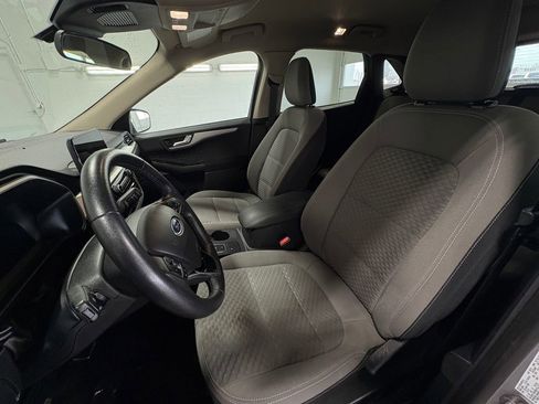 Used 2020 Ford Escape SE Sport image 22