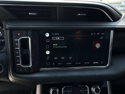 Used 2022 GMC Yukon XL Denali RWD image 24