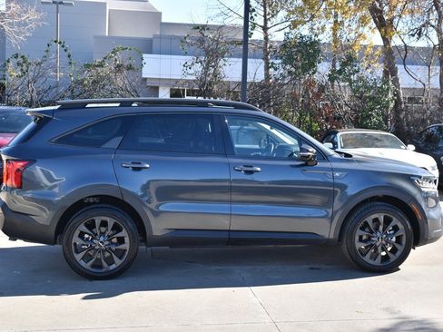 Used 2023 Kia Sorento SX Prestige image 6