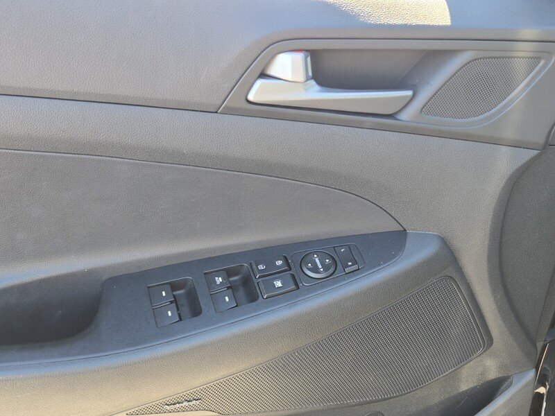 Used 2017 Hyundai Tucson SE Plus FWD image 18