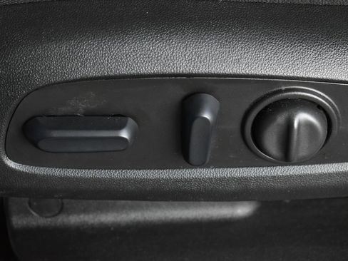 Used 2024 Chevrolet Blazer LT w/ Convenience Package image 14