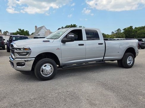 New 2026 RAM 3500 Tradesman AWD/4WD image 3