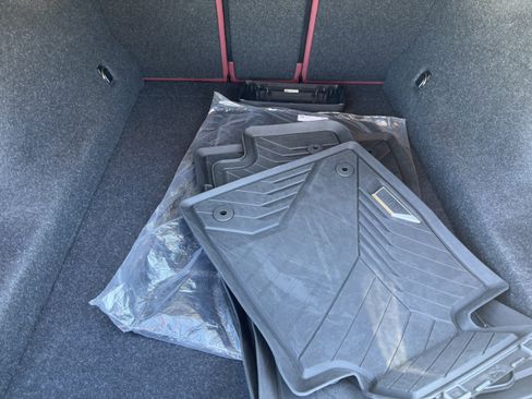 Certified 2025 BMW 530i xDrive w/ Premium Package image 34