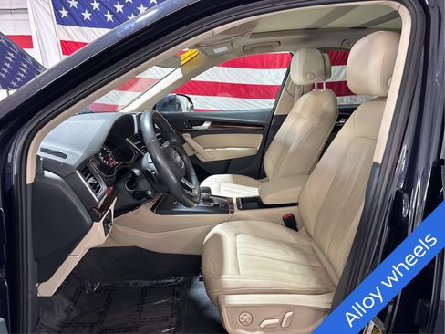 Used 2018 Audi Q5 2.0T Premium Plus w/ Premium Plus Package AWD/4WD image 9