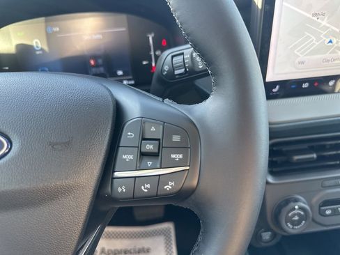 New 2026 Ford Maverick Lariat image 19