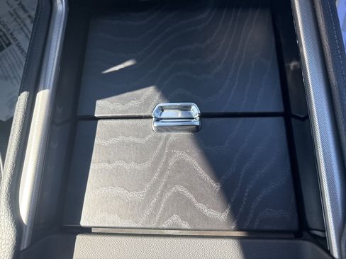 Used 2022 GMC Yukon Denali image 10