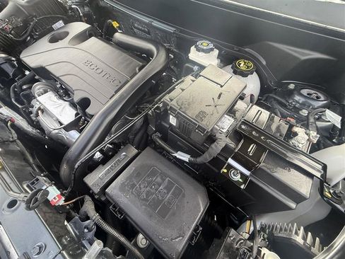 Used 2023 Chevrolet Equinox LT AWD/4WD image 44