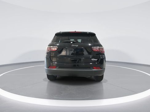 New 2026 Jeep Compass Latitude AWD/4WD image 7