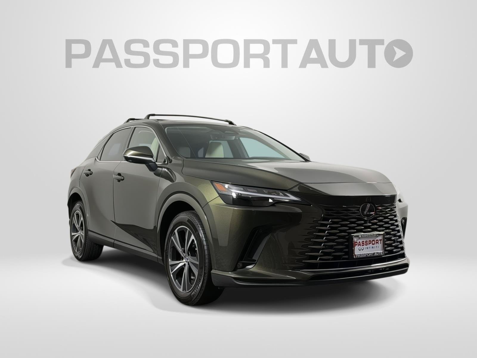 Used 2024 Lexus RX 350h w/ Convenience Package AWD/4WD image 3